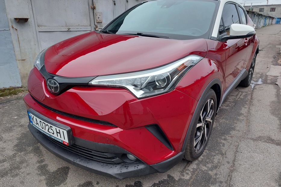 Продам Toyota C-HR Автомат 2018 года в Киеве