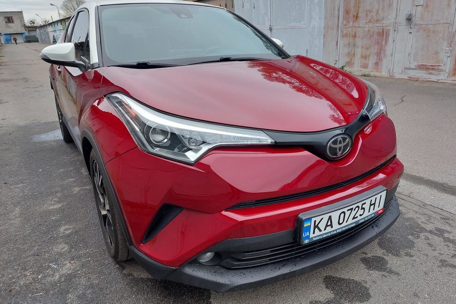 Продам Toyota C-HR Автомат 2018 года в Киеве