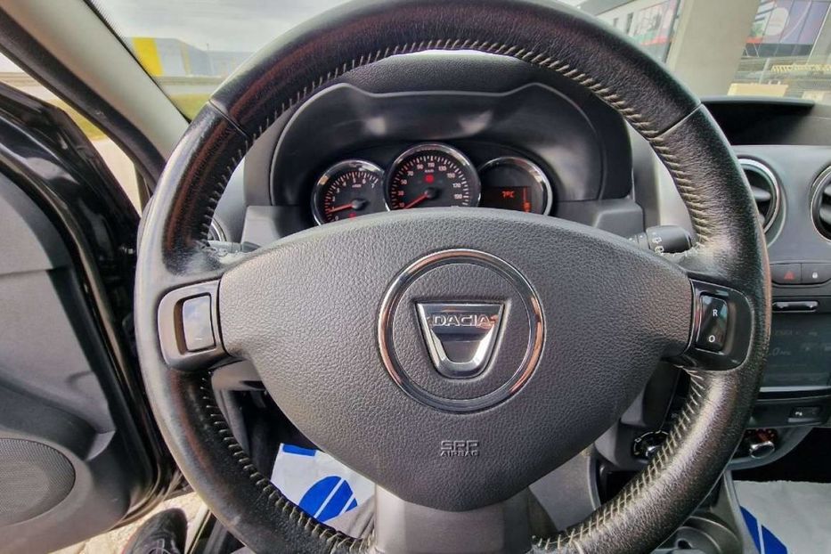 Продам Dacia Duster 2015 года в Киеве