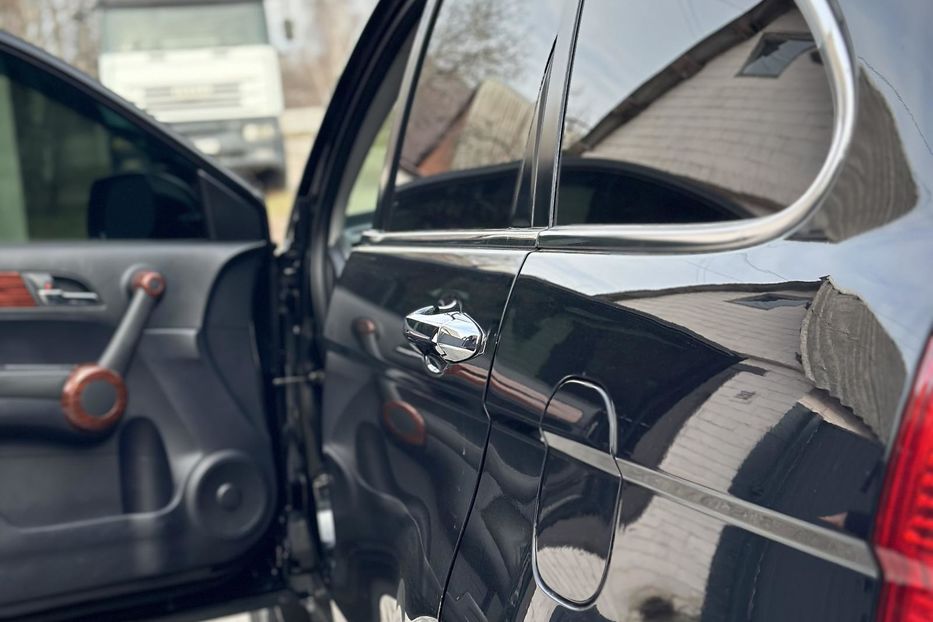 Продам Honda CR-V 2010 года в Днепре