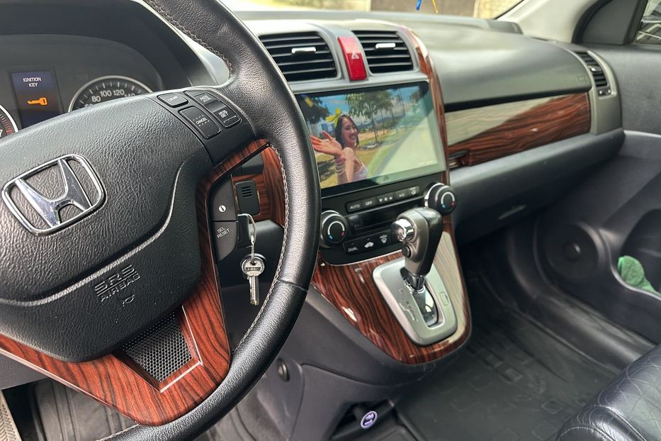 Продам Honda CR-V 2010 года в Днепре