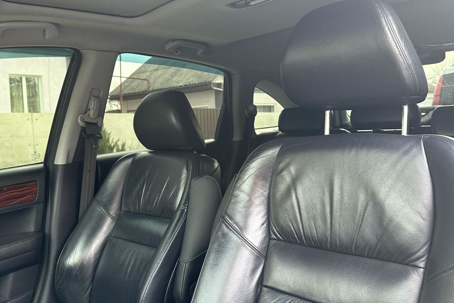 Продам Honda CR-V 2010 года в Днепре