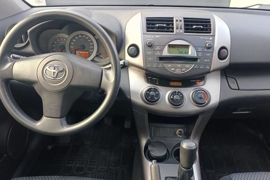 Продам Toyota Rav 4 2007 года в Киеве