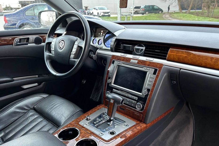 Продам Volkswagen Phaeton 2012 года в Киеве