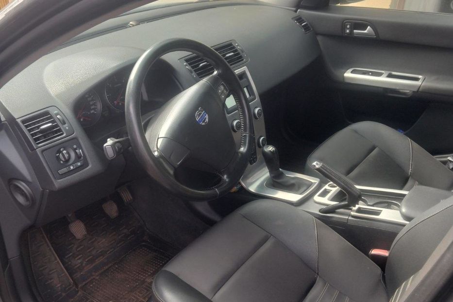 Продам Volvo V50 2008 года в г. Кривбасс, Днепропетровская область