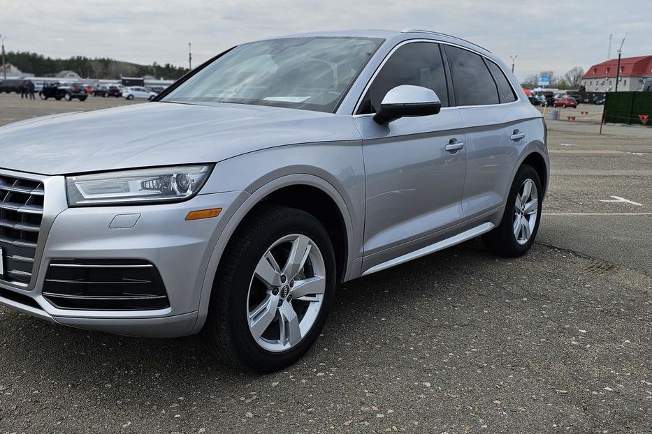 Продам Audi Q5 2019 года в Киеве