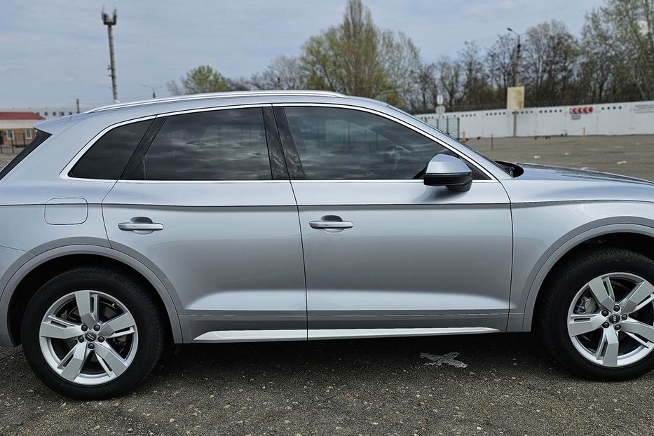 Продам Audi Q5 2019 года в Киеве