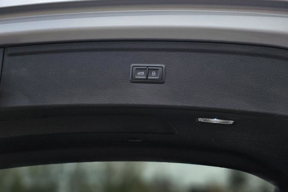 Продам Audi Q5 2019 года в Киеве