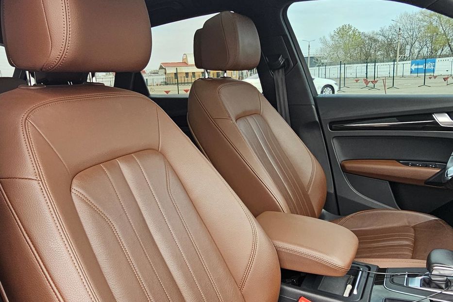 Продам Audi Q5 2019 года в Киеве