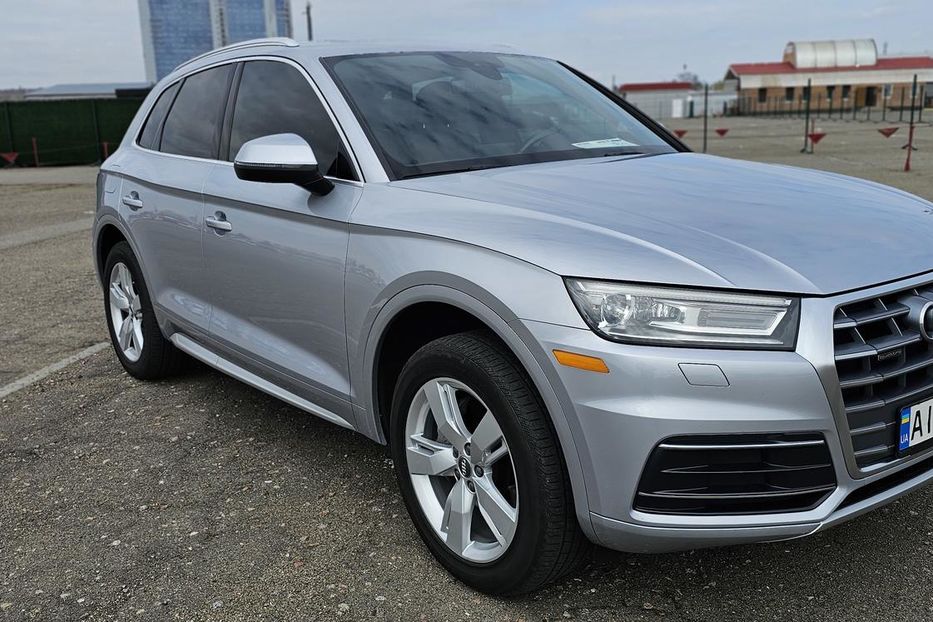 Продам Audi Q5 2019 года в Киеве