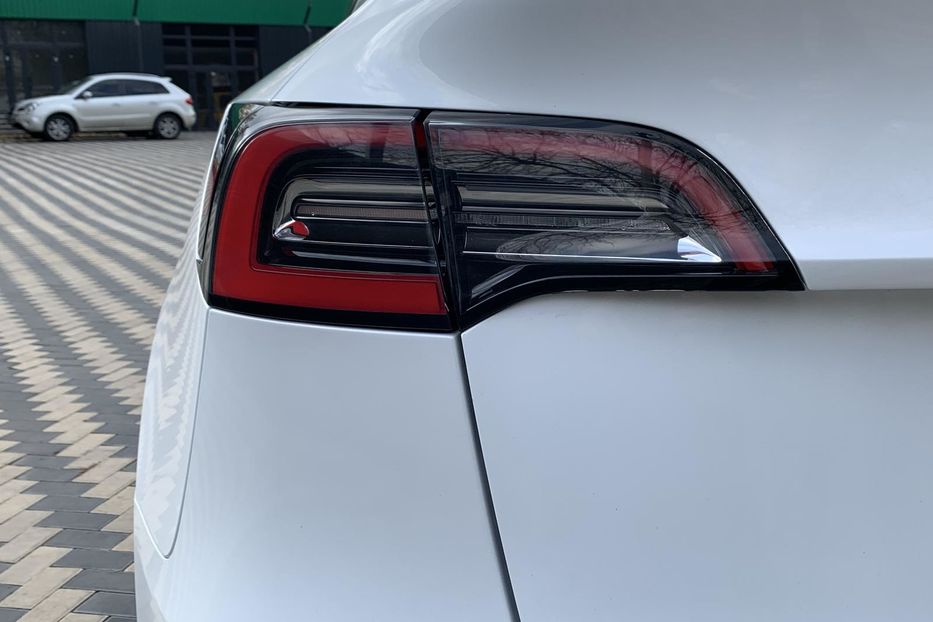 Продам Tesla Model Y Dual Motor  2021 года в Николаеве