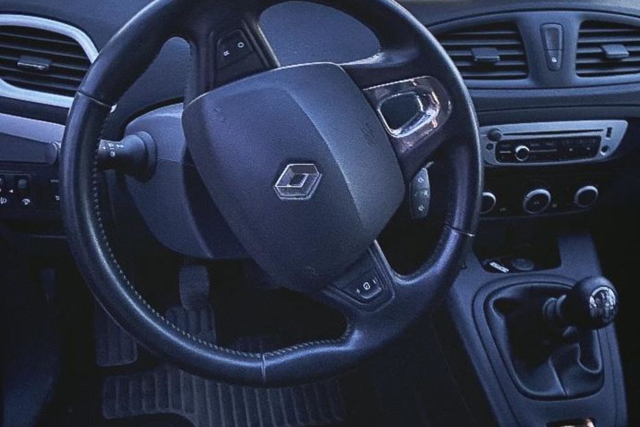 Продам Renault Scenic 2016 года в г. Кривой Рог, Днепропетровская область