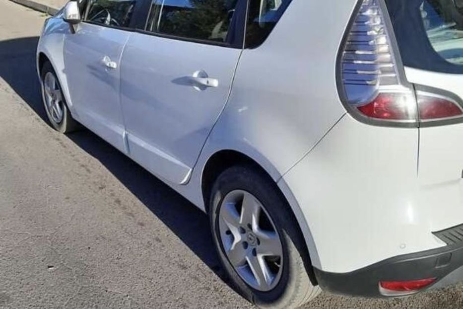 Продам Renault Scenic 2016 года в г. Кривой Рог, Днепропетровская область
