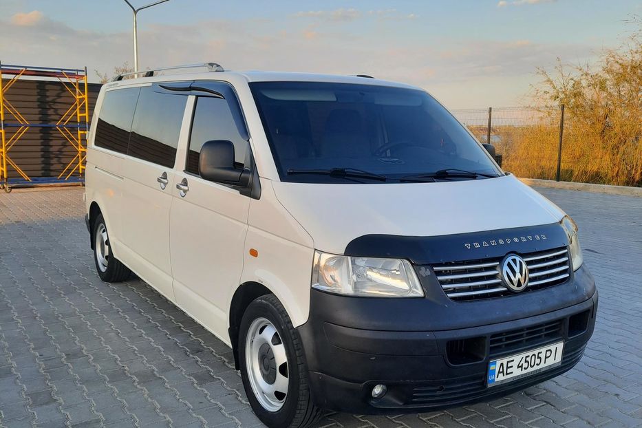 Продам Volkswagen T5 (Transporter) пасс. 130 к.с. / 96 кВт 2006 года в Николаеве