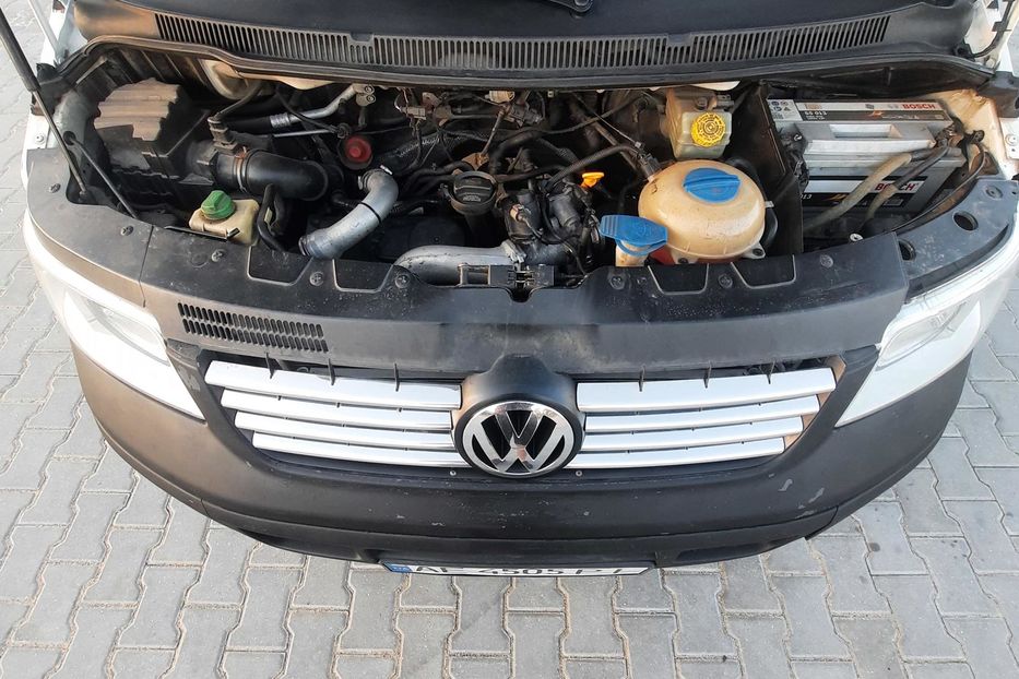 Продам Volkswagen T5 (Transporter) пасс. 130 к.с. / 96 кВт 2006 года в Николаеве