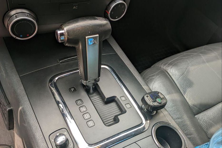 Продам Volkswagen Touareg 2008 года в Киеве