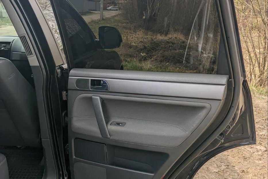 Продам Volkswagen Touareg 2008 года в Киеве