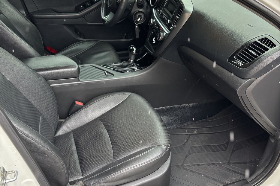 Продам Kia Optima 2015 года в Киеве