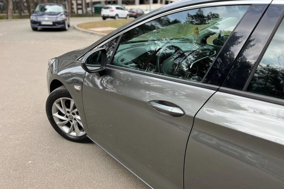 Продам Opel Astra K Elegance 2020 года в г. Бровары, Киевская область