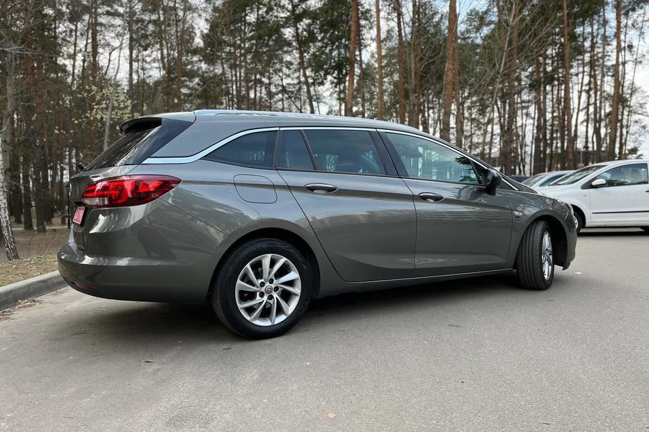 Продам Opel Astra K Elegance 2020 года в г. Бровары, Киевская область