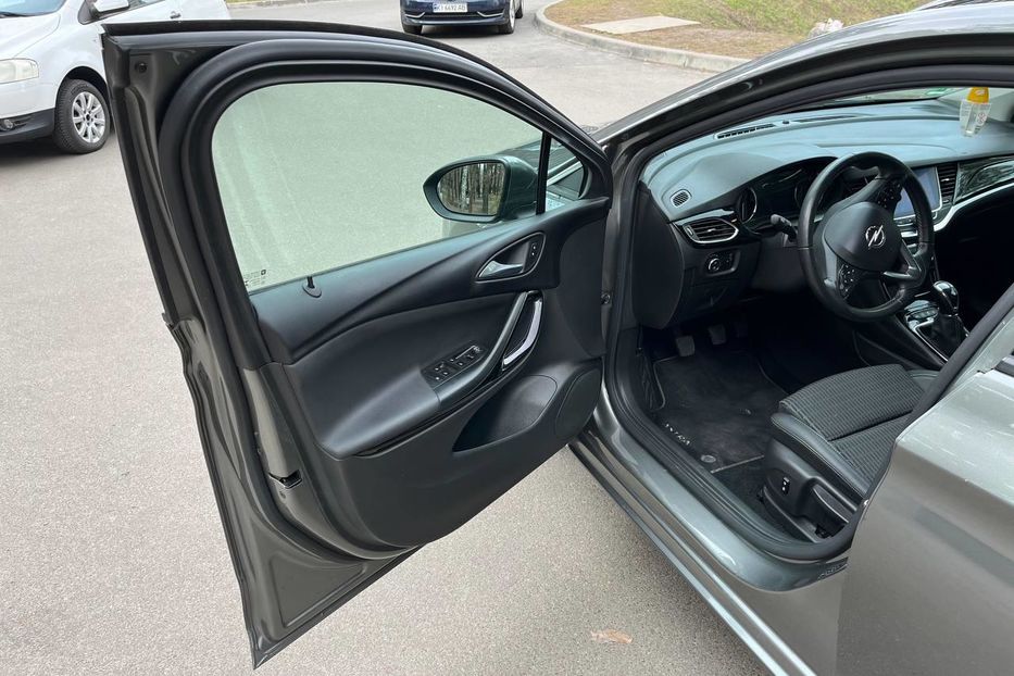 Продам Opel Astra K Elegance 2020 года в г. Бровары, Киевская область
