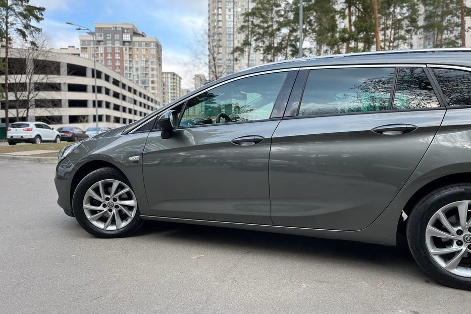 Продам Opel Astra K Elegance 2020 года в г. Бровары, Киевская область