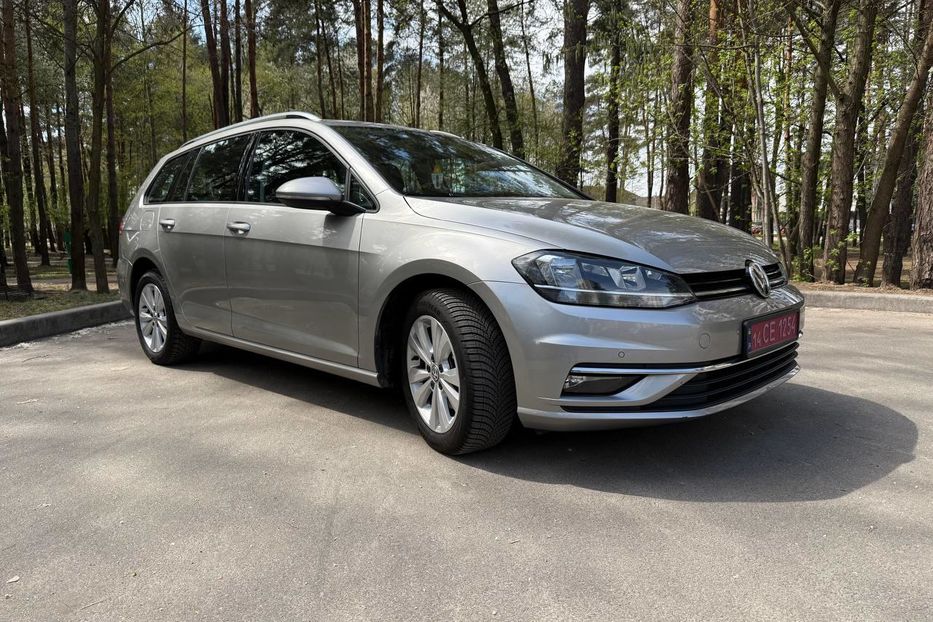 Продам Volkswagen Golf VII Comfortline 1.6 TDI 2019 года в Киеве