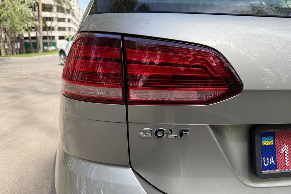 Продам Volkswagen Golf VII Comfortline 1.6 TDI 2019 года в Киеве