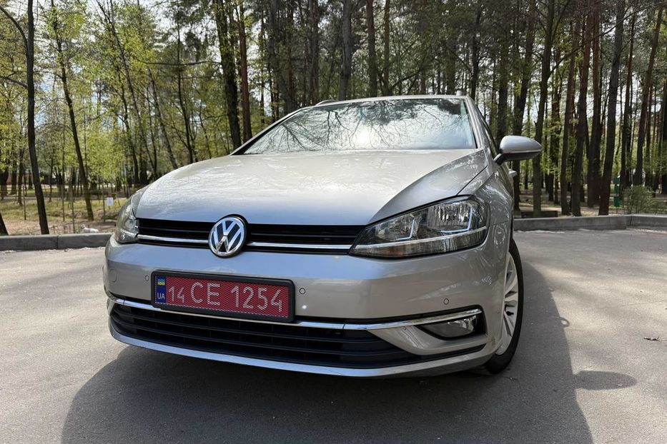 Продам Volkswagen Golf VII Comfortline 1.6 TDI 2019 года в Киеве
