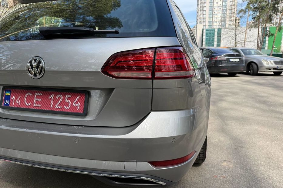 Продам Volkswagen Golf VII Comfortline 1.6 TDI 2019 года в Киеве