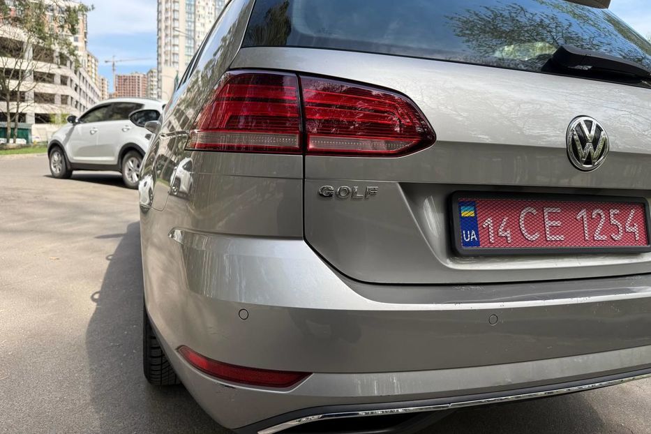 Продам Volkswagen Golf VII Comfortline 1.6 TDI 2019 года в Киеве