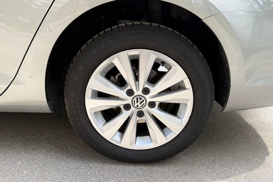 Продам Volkswagen Golf VII Comfortline 1.6 TDI 2019 года в Киеве