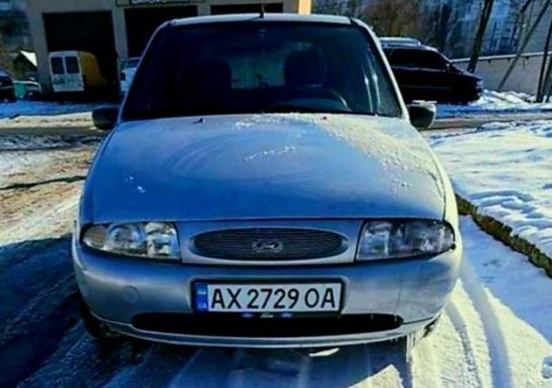 Продам Ford Fiesta 1998 года в Харькове