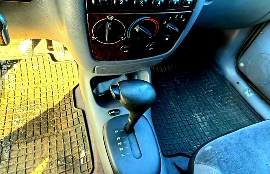 Продам Ford Fiesta 1998 года в Харькове
