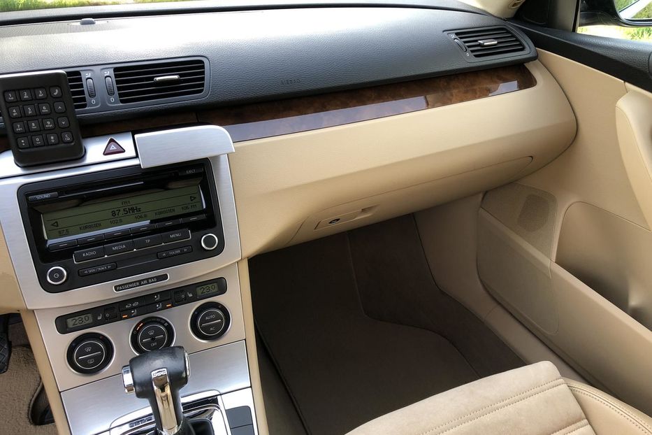 Продам Volkswagen Passat B6 2009 года в Житомире