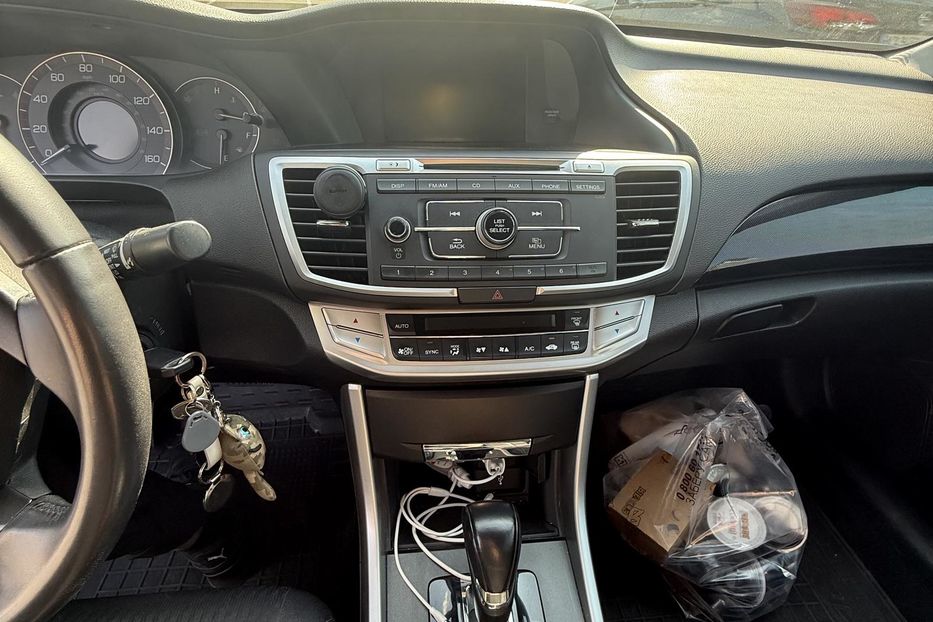 Продам Honda Accord 2.4 CVT (185 к.с) 2014 года в Киеве