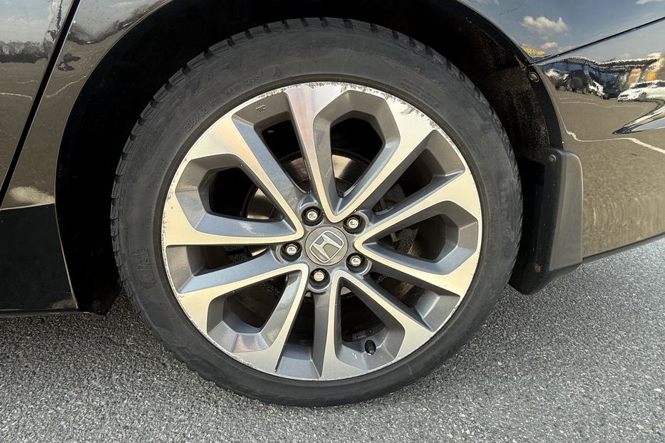 Продам Honda Accord 2.4 CVT (185 к.с) 2014 года в Киеве