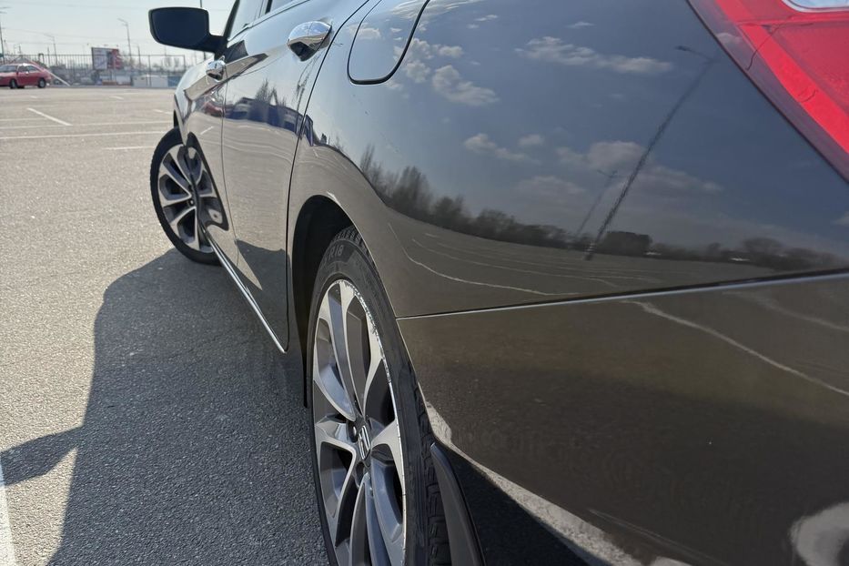 Продам Honda Accord 2.4 CVT (185 к.с) 2014 года в Киеве