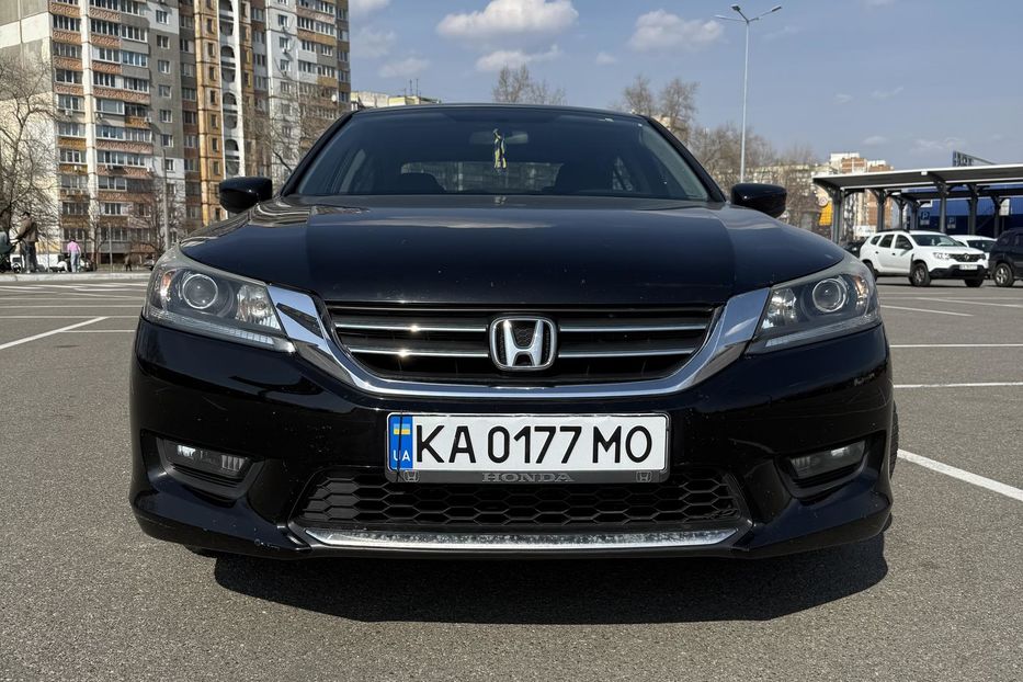 Продам Honda Accord 2.4 CVT (185 к.с) 2014 года в Киеве