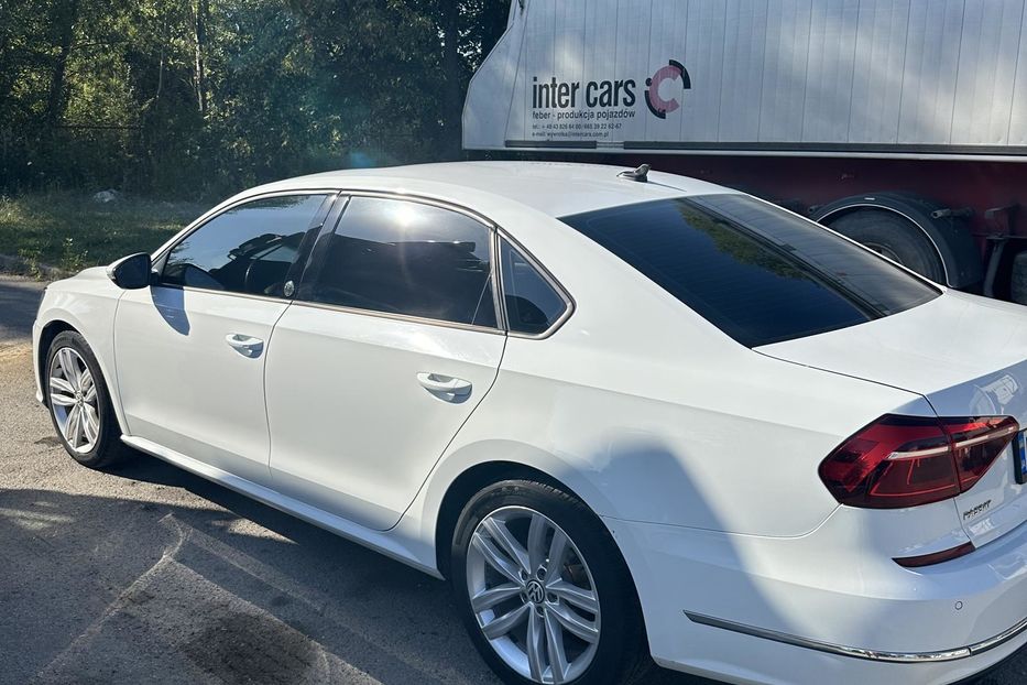 Продам Volkswagen Passat B7 2018 года в Житомире