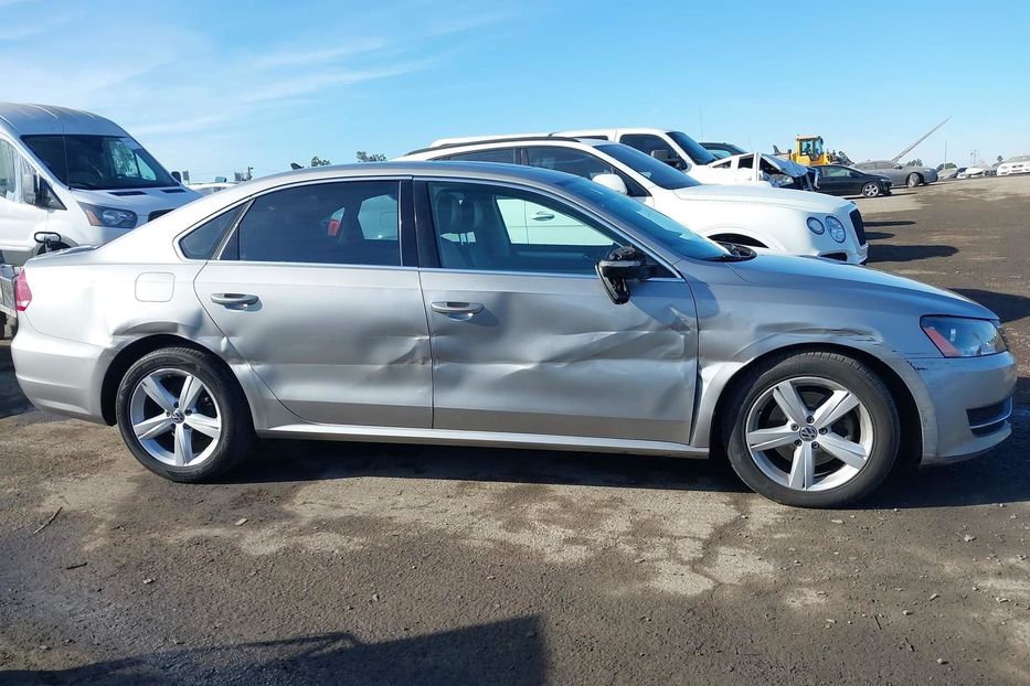 Продам Volkswagen Passat B7 SE 2013 года в Киеве