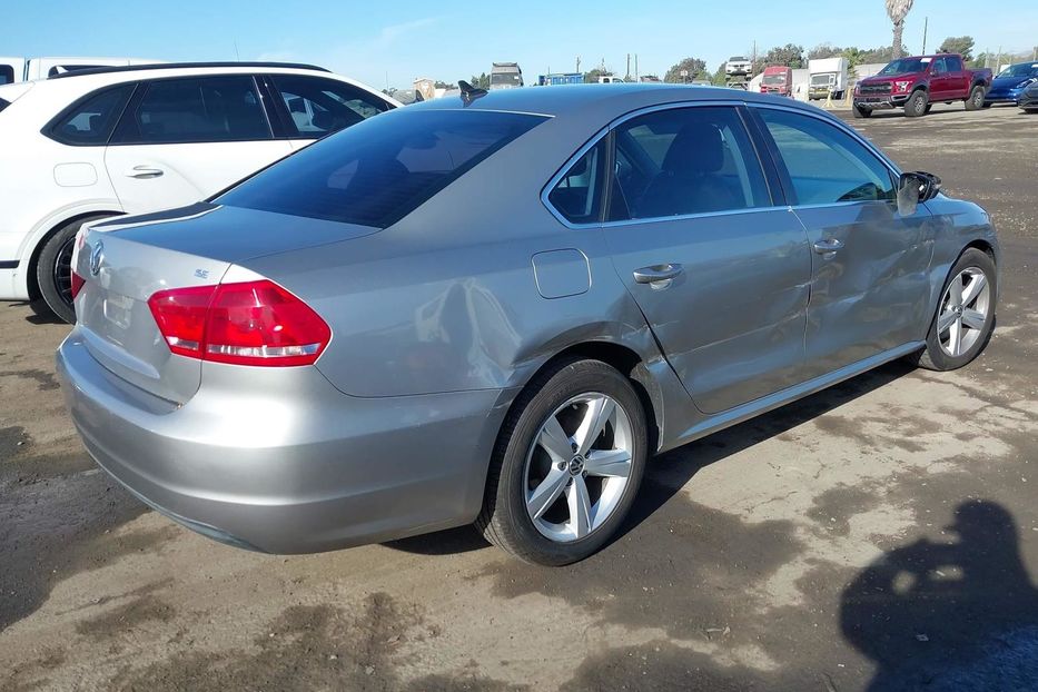 Продам Volkswagen Passat B7 SE 2013 года в Киеве