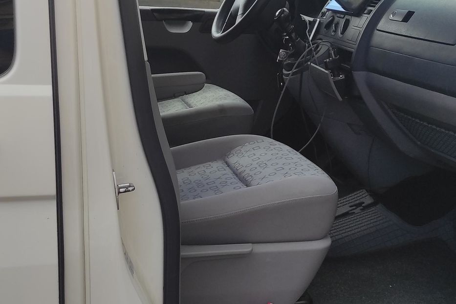 Продам Volkswagen T5 (Transporter) пасс. Т5 2007 года в Днепре