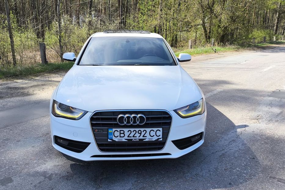 Продам Audi A4 B8 2012 года в Чернигове