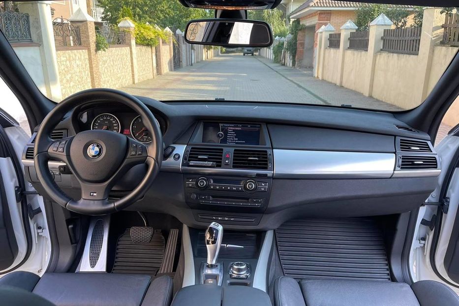 Продам BMW X5 2010 года в Одессе