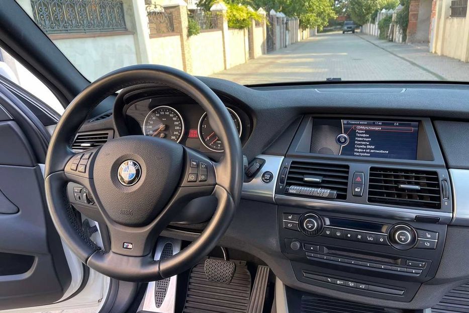 Продам BMW X5 2010 года в Одессе