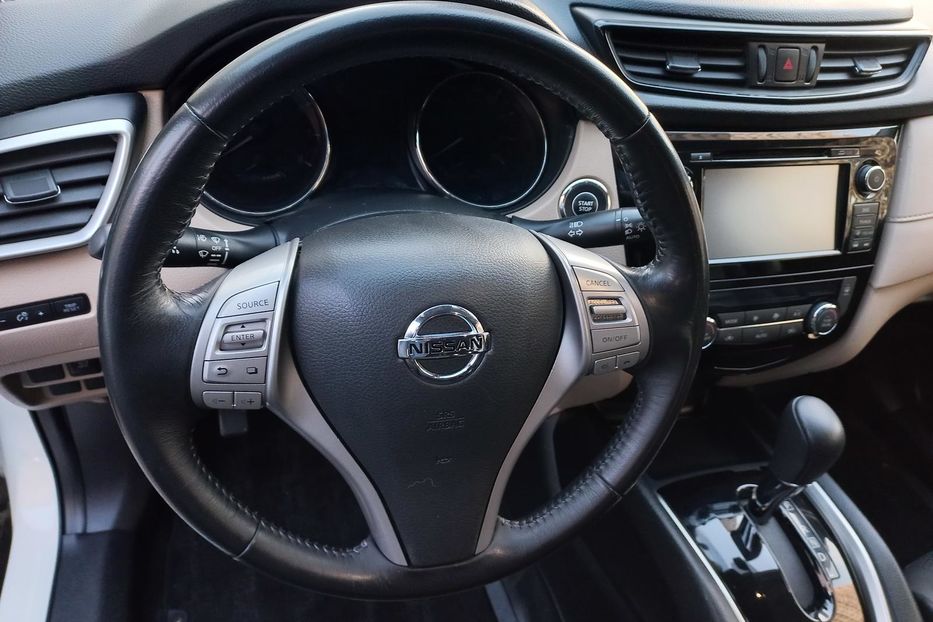 Продам Nissan X-Trail T-32 ГІБРИД 2015 года в Киеве