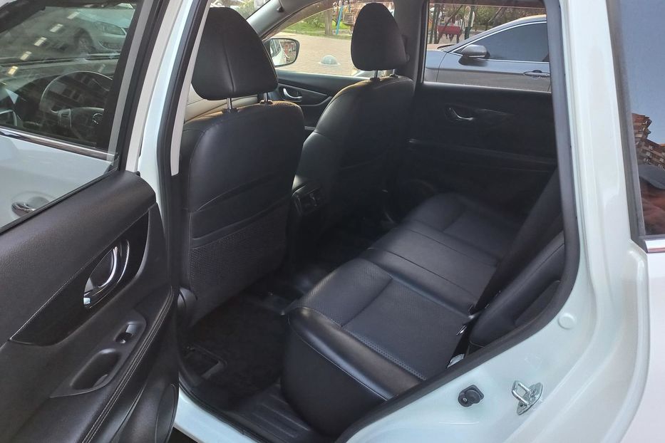 Продам Nissan X-Trail T-32 ГІБРИД 2015 года в Киеве