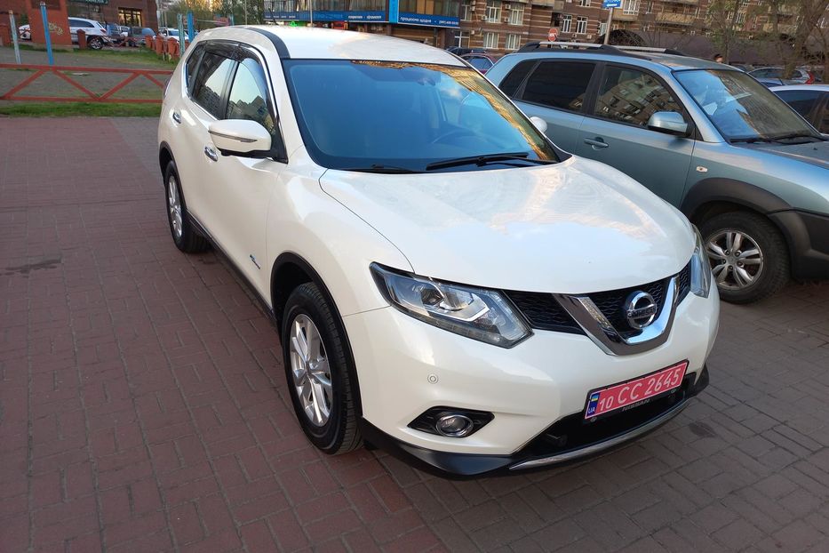 Продам Nissan X-Trail T-32 ГІБРИД 2015 года в Киеве