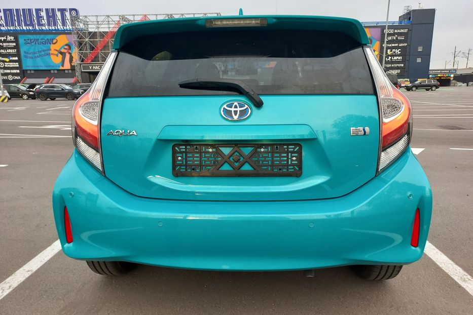 Продам Toyota Prius G SOFT LEATHER SELECTION 2018 года в Киеве